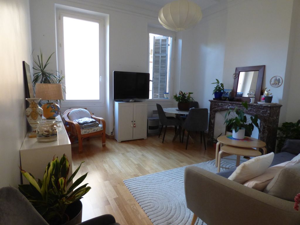 Achat appartement à vendre 2 pièces 48 m² - Marseille 7ème arrondissement