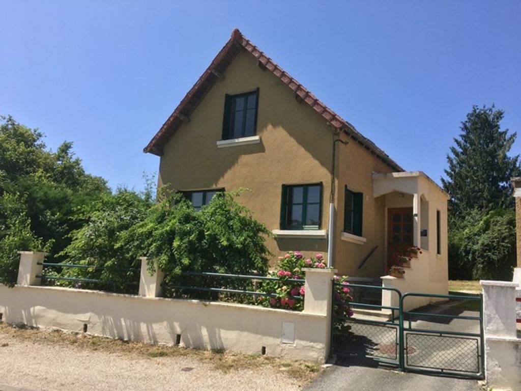 Achat maison à vendre 3 chambres 120 m² - Ivoy-le-Pré