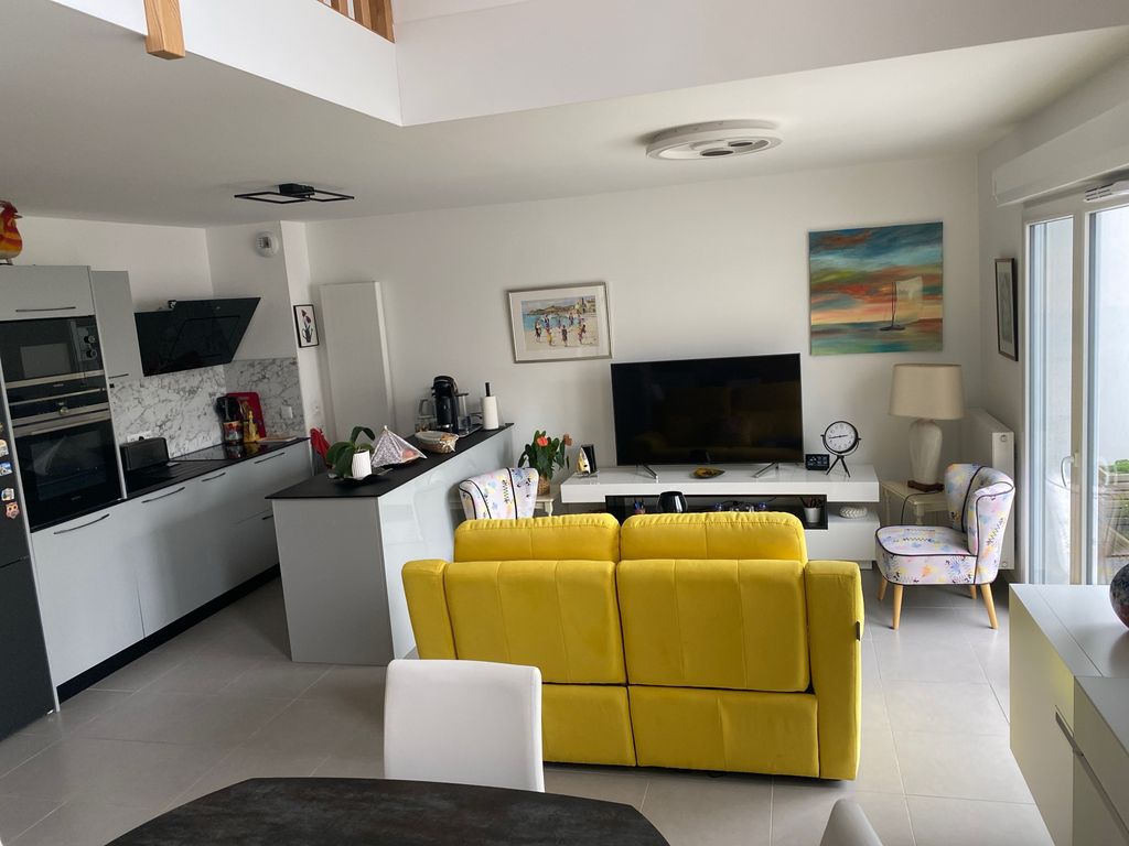 Achat appartement à vendre 4 pièces 88 m² - La Rochelle