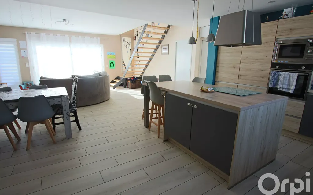 Achat maison à vendre 5 chambres 160 m² - Saleilles