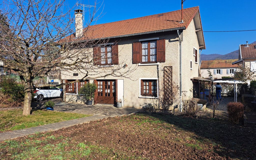 Achat maison à vendre 3 chambres 128 m² - Voiron