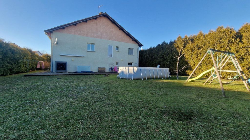 Achat maison à vendre 6 chambres 255 m² - L'Hôpital-du-Grosbois