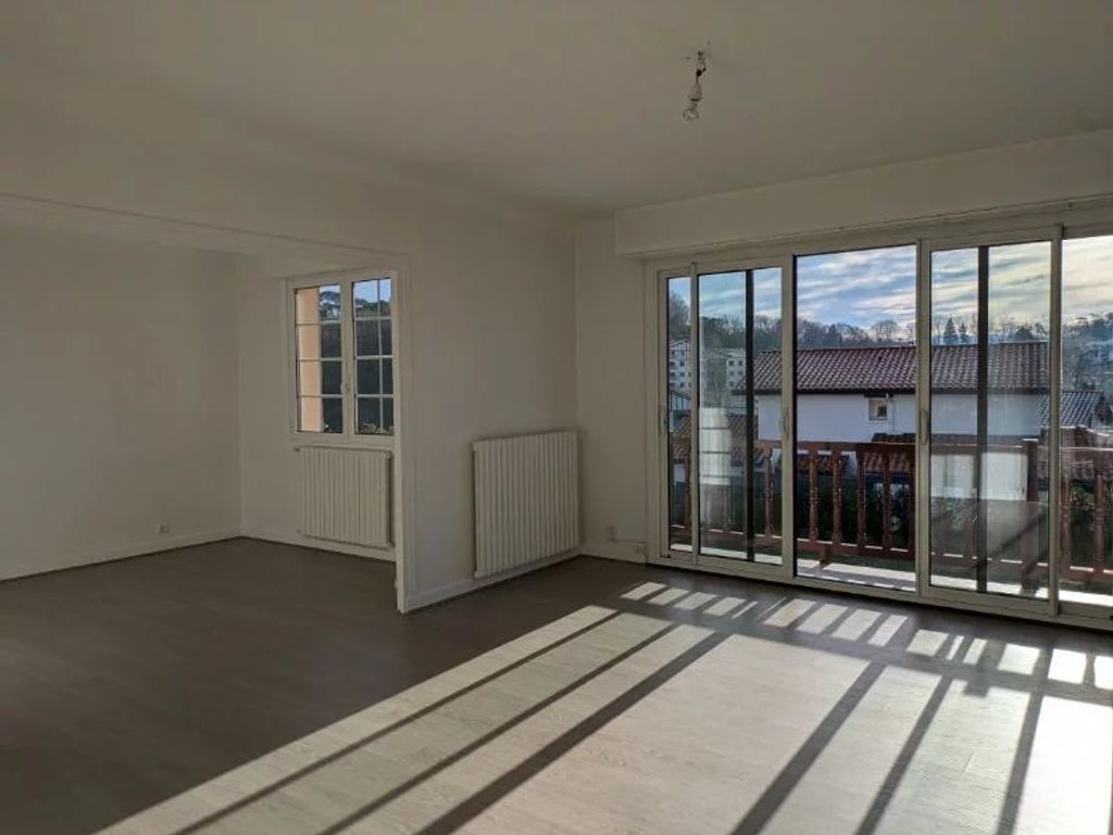 Achat appartement à vendre 3 pièces 96 m² - Saint-Jean-de-Luz