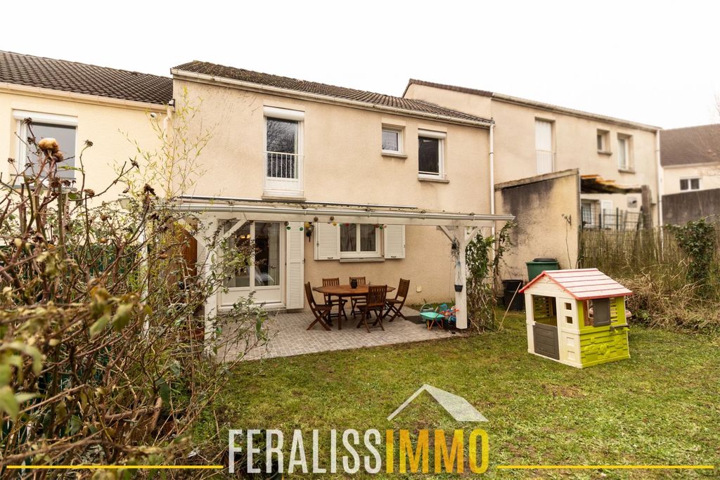 Achat maison à vendre 4 chambres 113 m² - Jouy-le-Moutier