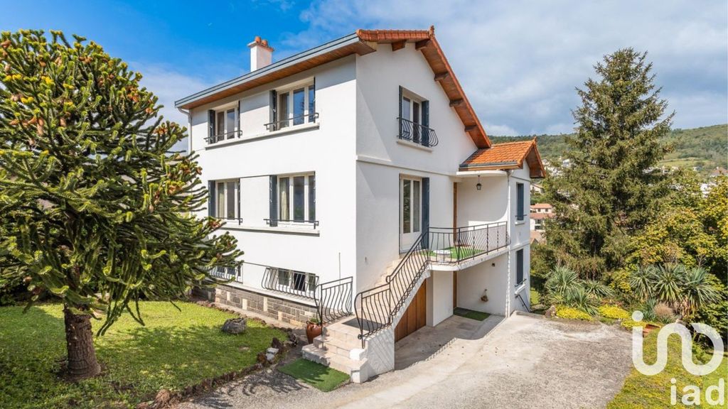 Achat maison à vendre 4 chambres 152 m² - Clermont-Ferrand