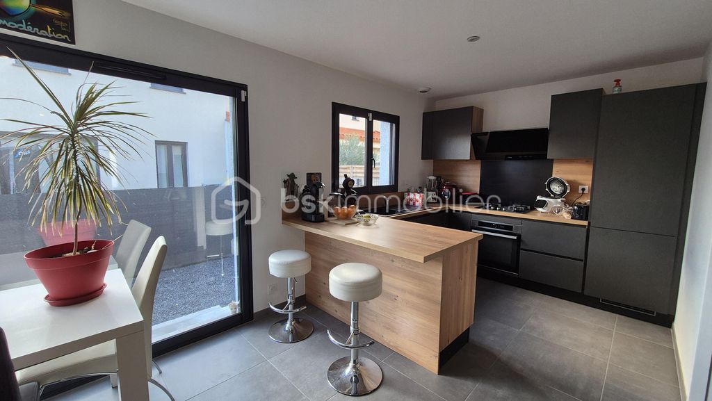 Achat maison à vendre 2 chambres 80 m² - Palau-del-Vidre