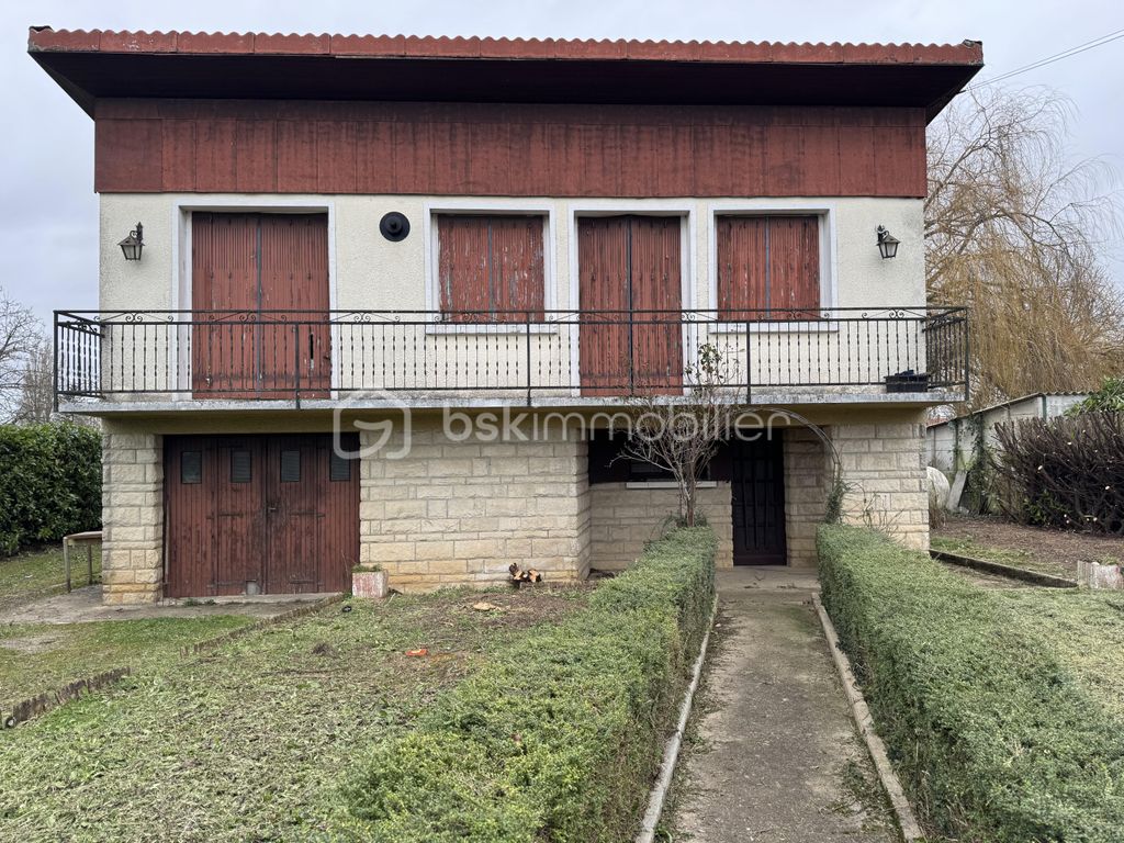 Achat maison à vendre 2 chambres 102 m² - Levet