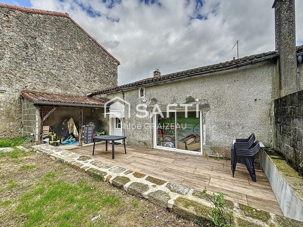 Achat maison à vendre 2 chambres 109 m² - La Chapelle-Saint-Laurent