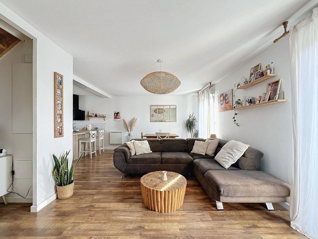 Achat maison à vendre 3 chambres 86 m² - L'Isle-Jourdain