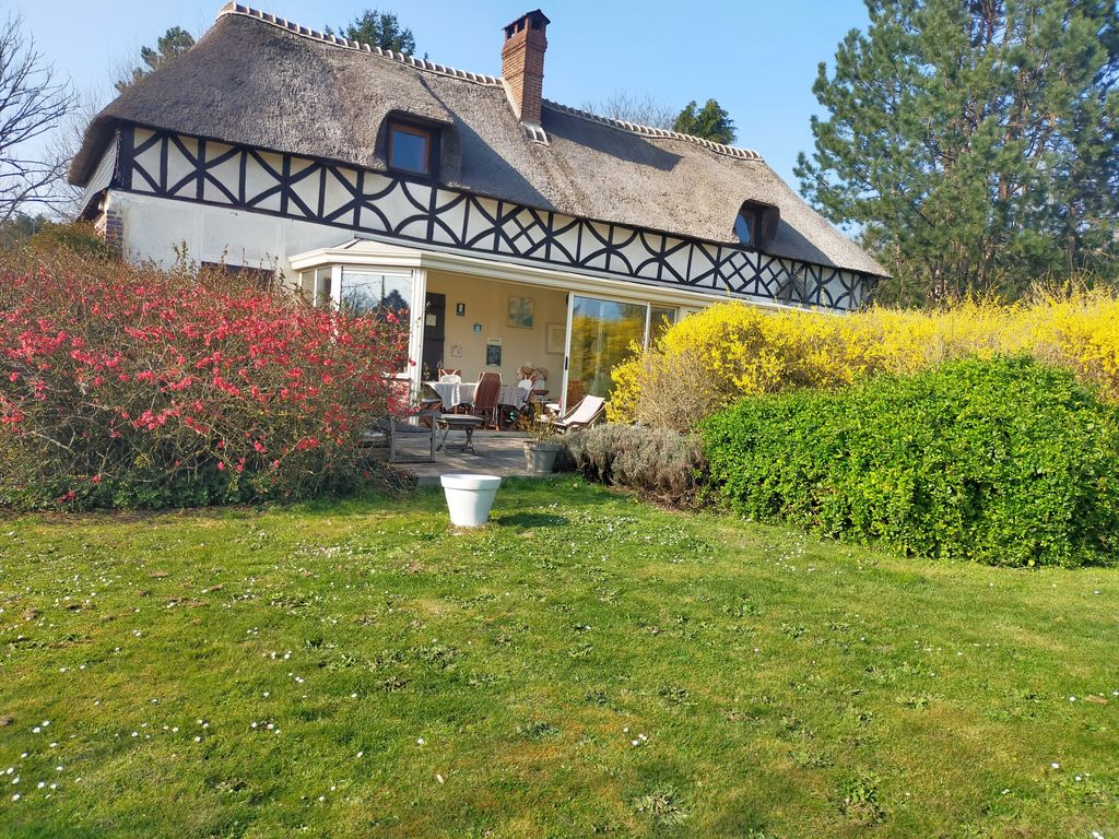 Achat maison à vendre 5 chambres 187 m² - Lyons-la-Forêt