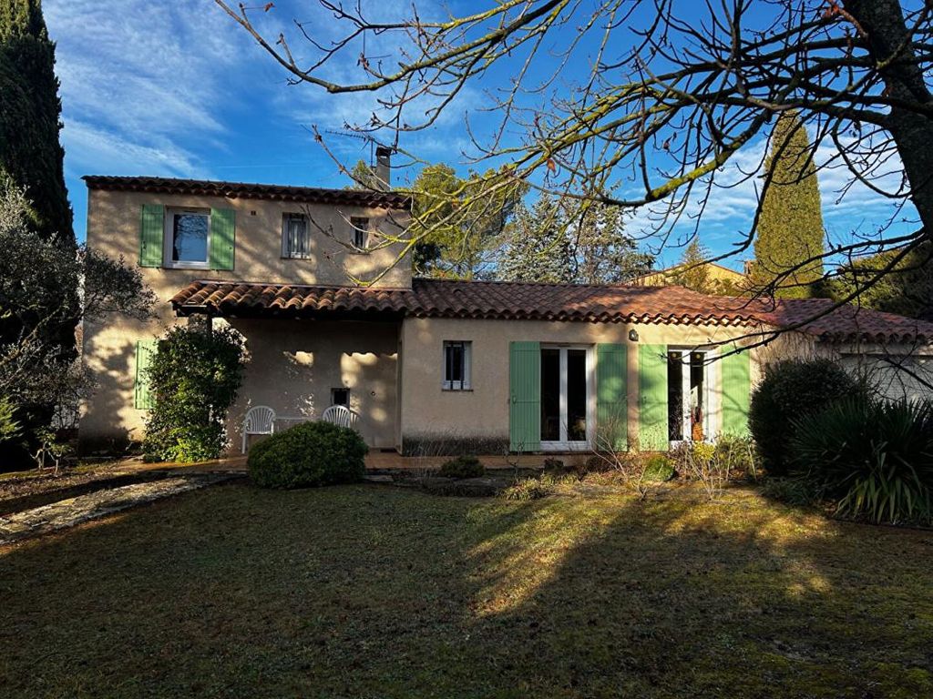 Achat maison à vendre 4 chambres 122 m² - Venelles