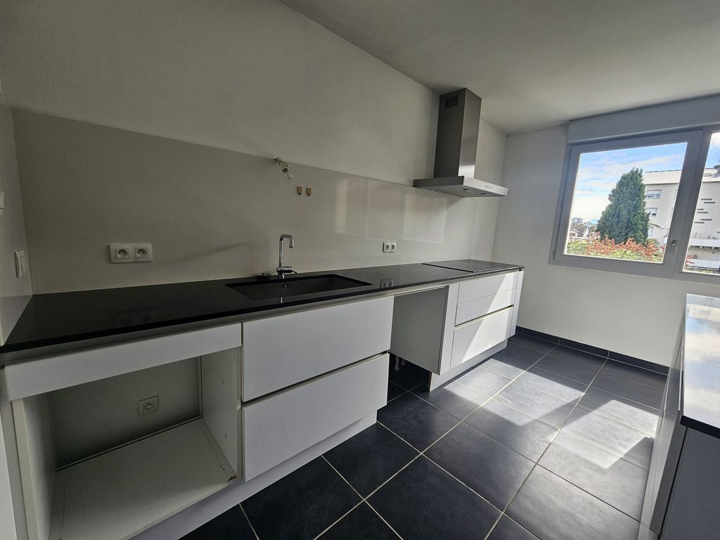 Achat appartement à vendre 3 pièces 65 m² - Grenoble