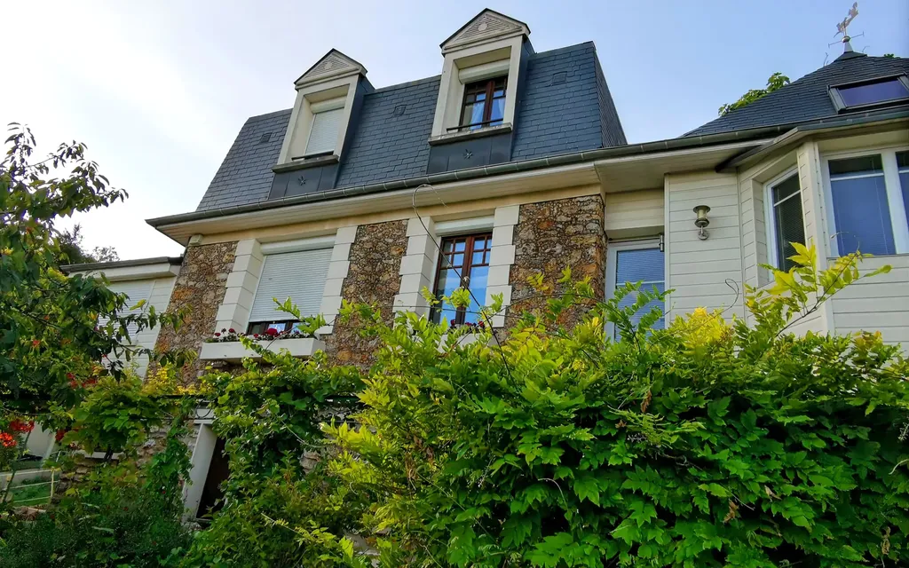 Achat maison à vendre 4 chambres 185 m² - Vaux-sur-Seine