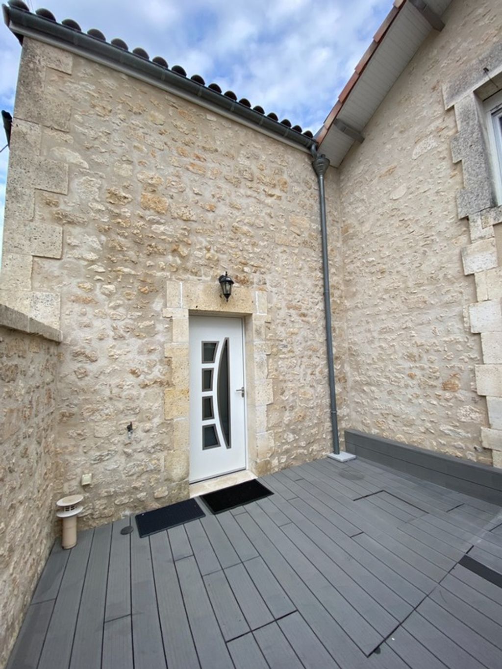 Achat maison à vendre 2 chambres 92 m² - Mornac