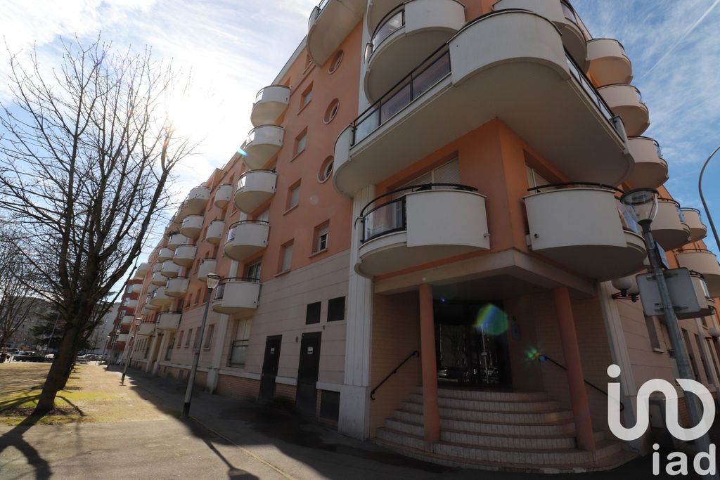 Achat appartement à vendre 4 pièces 71 m² - Bonneuil-sur-Marne