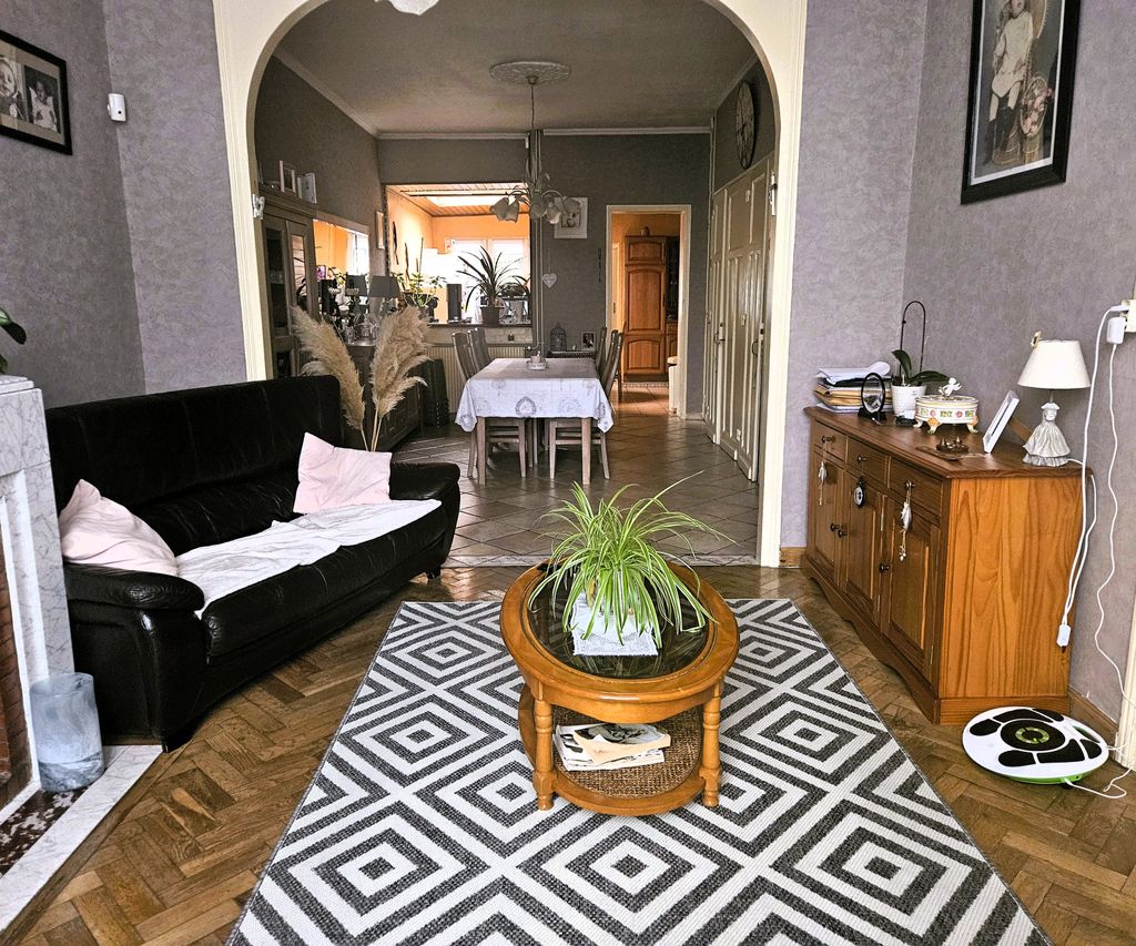 Achat maison à vendre 4 chambres 125 m² - Roubaix