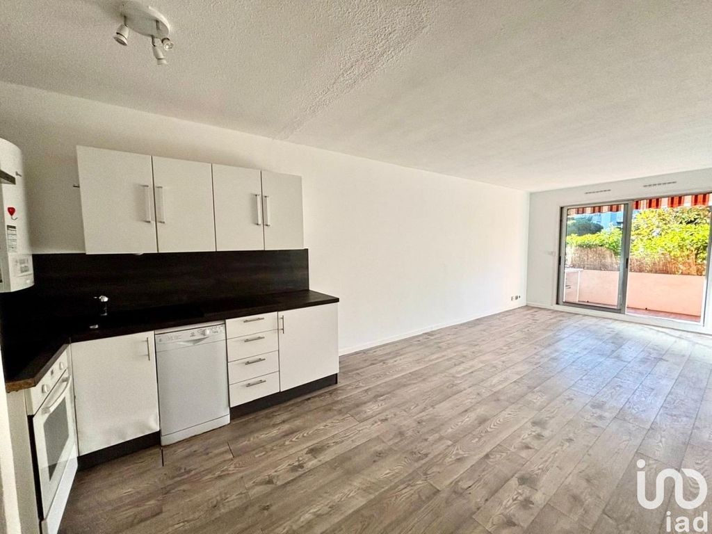 Achat appartement à vendre 2 pièces 44 m² - Mandelieu-la-Napoule