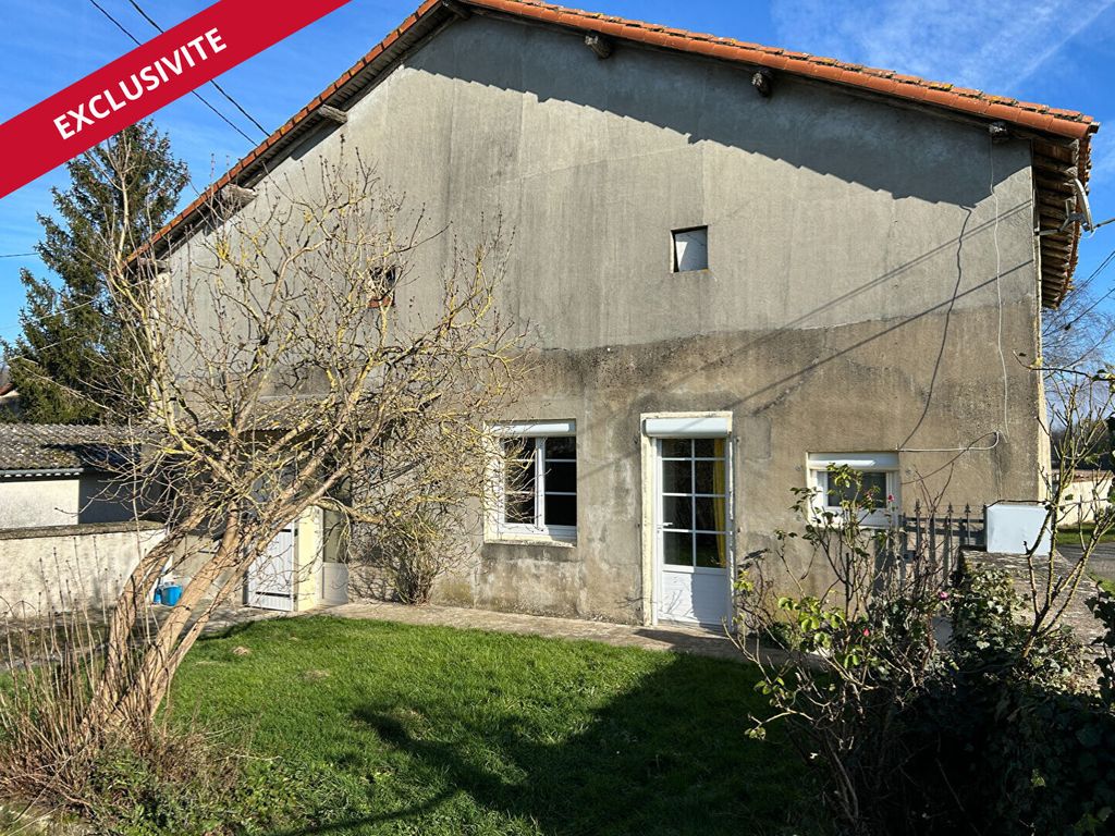 Achat maison à vendre 2 chambres 70 m² - Savigné