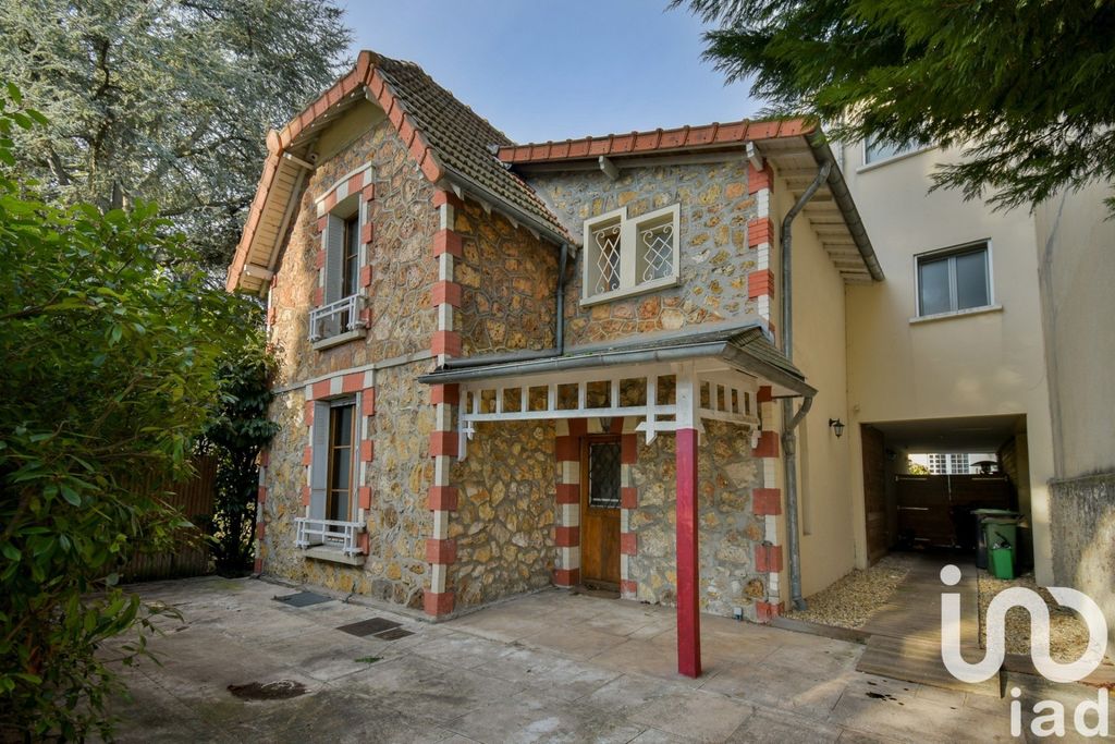 Achat maison à vendre 4 chambres 196 m² - Sceaux