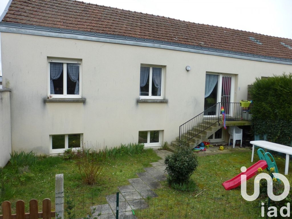 Achat maison à vendre 3 chambres 108 m² - Doué-en-Anjou