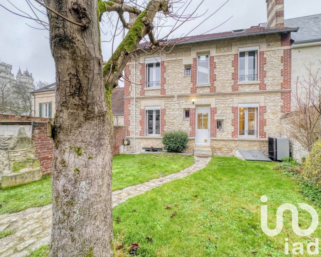 Achat maison à vendre 4 chambres 138 m² - Pierrefonds