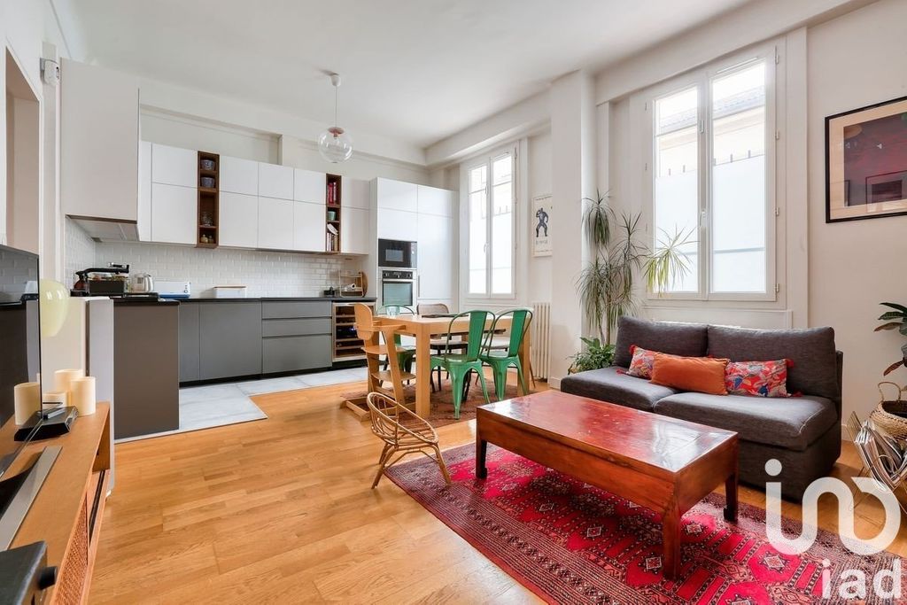 Achat appartement à vendre 3 pièces 63 m² - Saint-Ouen