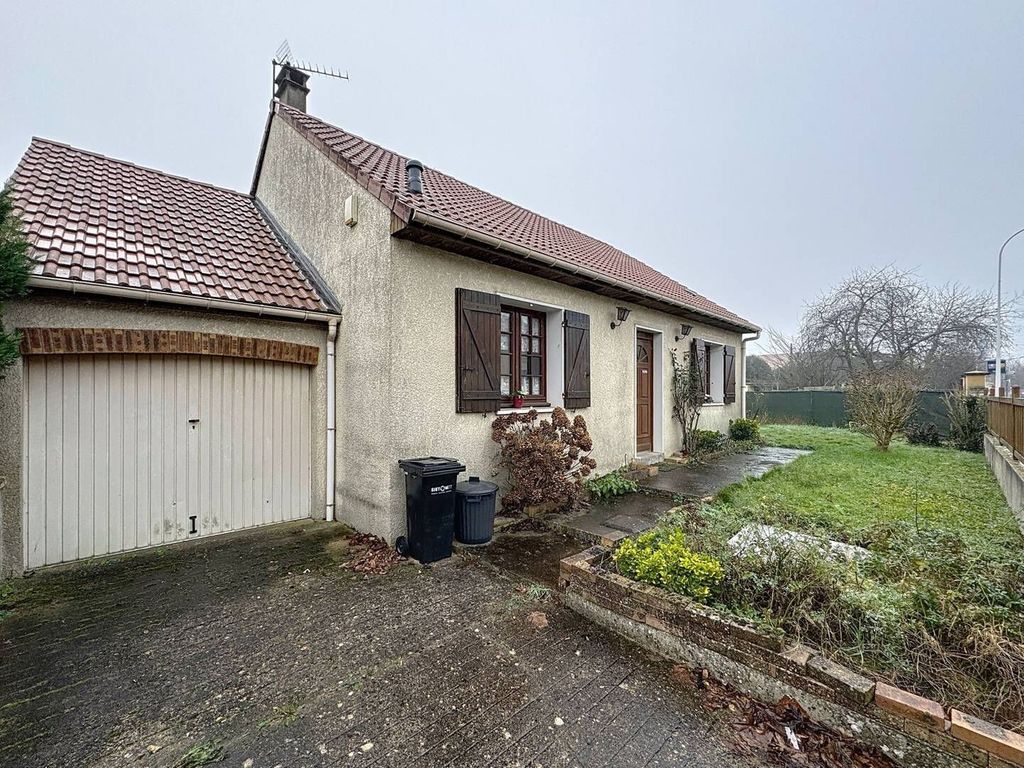 Achat maison à vendre 3 chambres 90 m² - Roissy-en-Brie