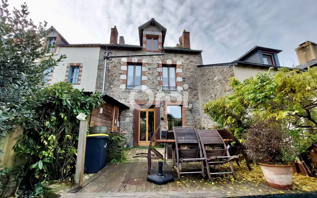 Achat maison à vendre 4 chambres 121 m² - La Roche-Bernard