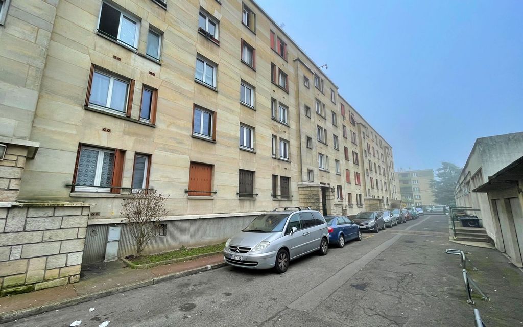 Achat appartement à vendre 4 pièces 60 m² - Clichy-sous-Bois