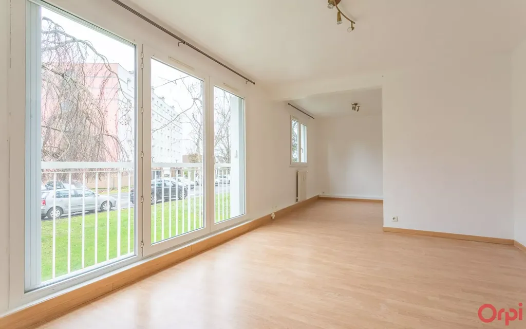 Achat appartement à vendre 4 pièces 72 m² - Sainte-Geneviève-des-Bois