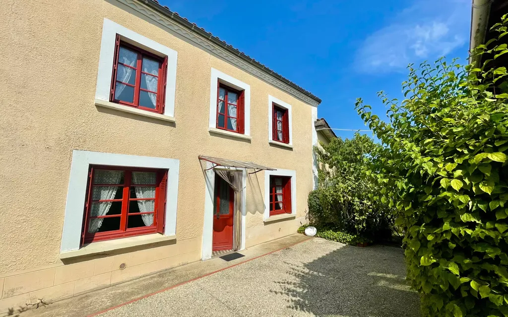 Achat maison à vendre 2 chambres 115 m² - Aire-sur-l'Adour