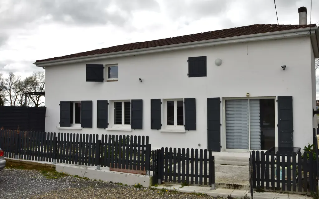 Achat maison à vendre 3 chambres 110 m² - Hagetmau