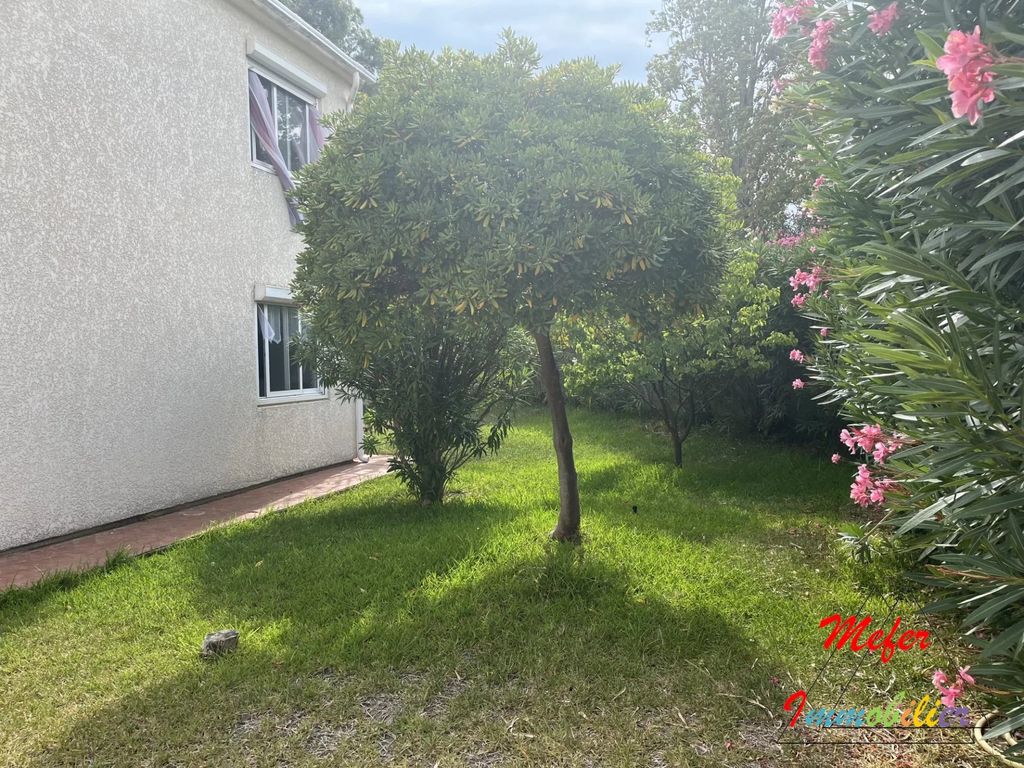 Achat maison à vendre 3 chambres 95 m² - Canet-en-Roussillon