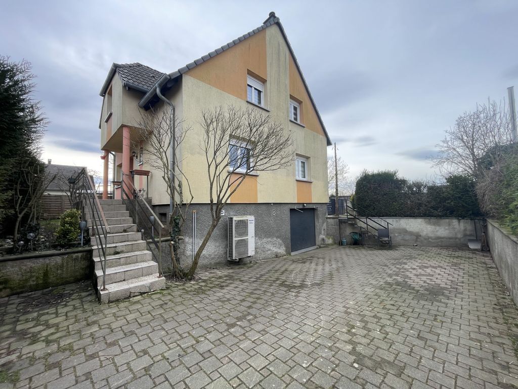 Achat maison à vendre 4 chambres 107 m² - Plobsheim