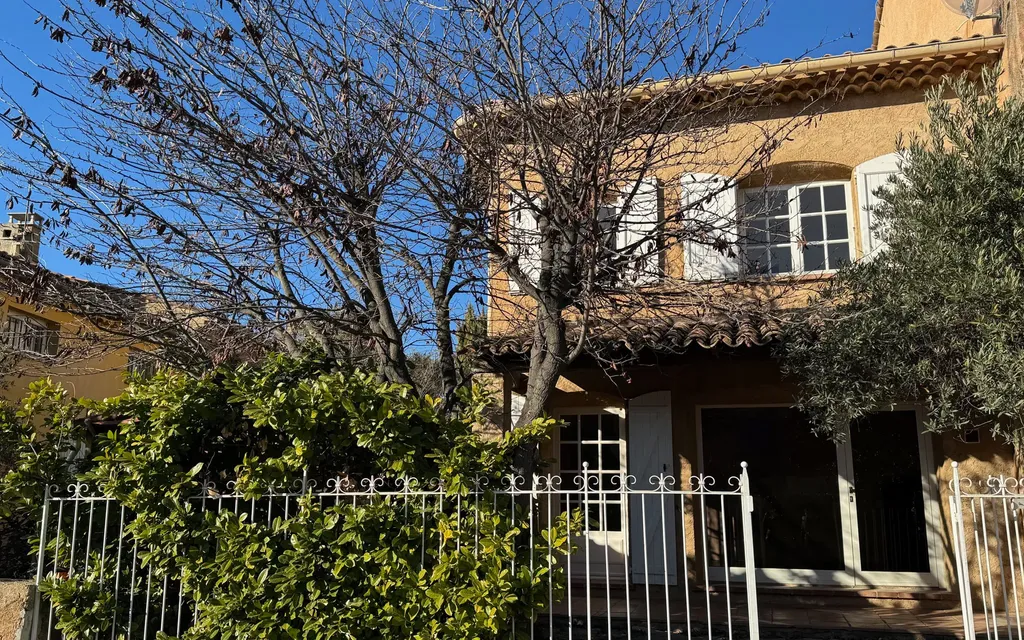 Achat maison à vendre 3 chambres 125 m² - Les Salles-sur-Verdon