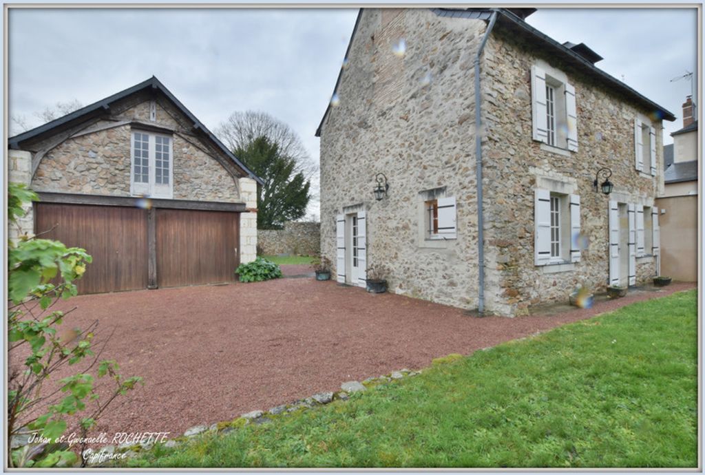 Achat maison à vendre 3 chambres 131 m² - Seiches-sur-le-Loir