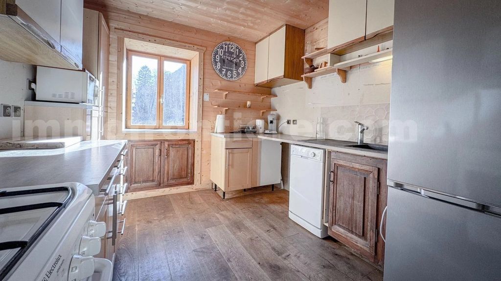 Achat maison à vendre 5 chambres 150 m² - Magland