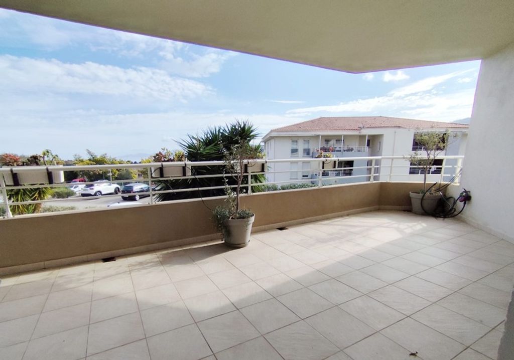 Achat appartement à vendre 2 pièces 48 m² - L'Île-Rousse