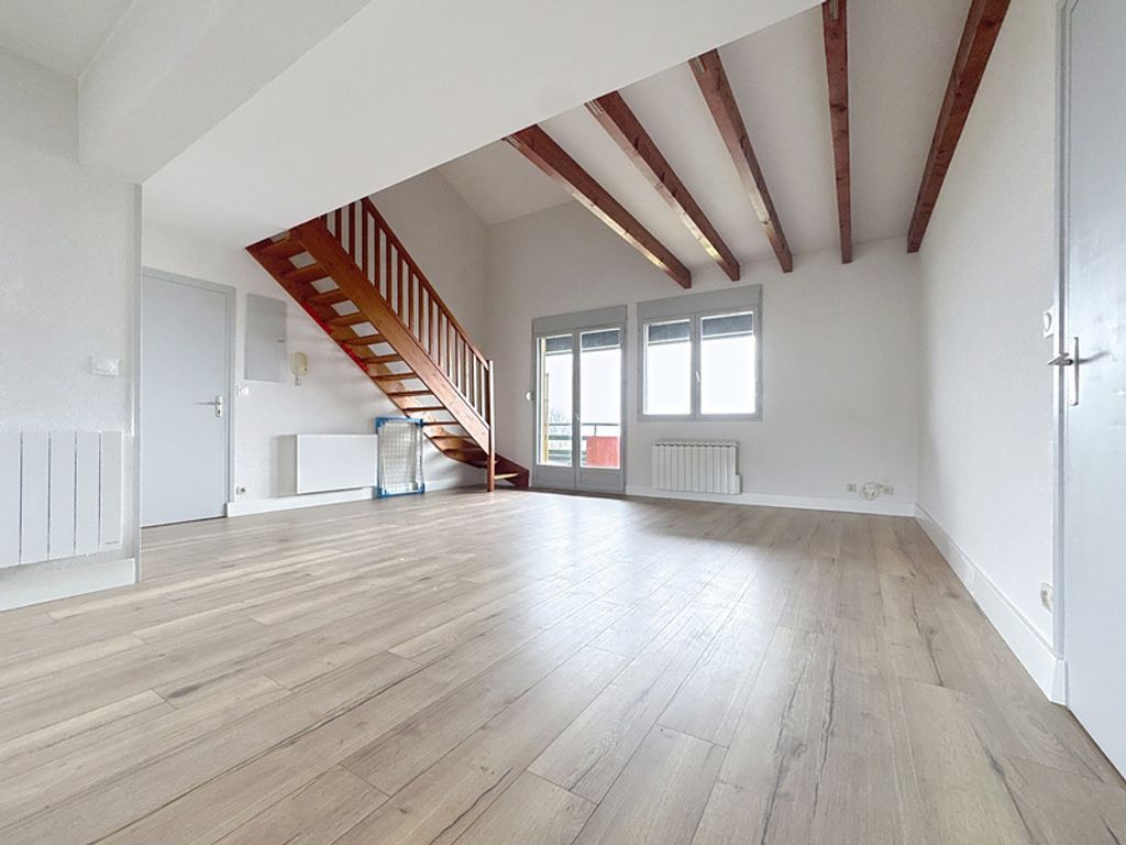 Achat duplex à vendre 5 pièces 128 m² - Péron