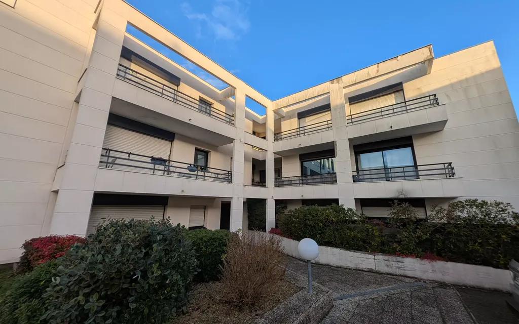 Achat appartement à vendre 3 pièces 67 m² - Bordeaux