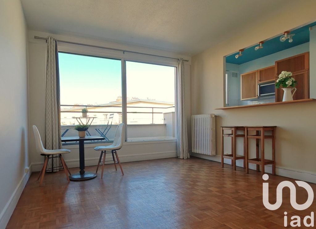 Achat studio à vendre 31 m² - Paris 15ème arrondissement