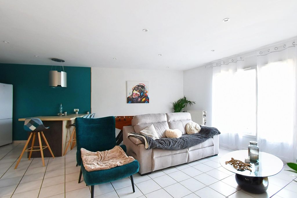 Achat appartement à vendre 4 pièces 93 m² - Romanèche-Thorins