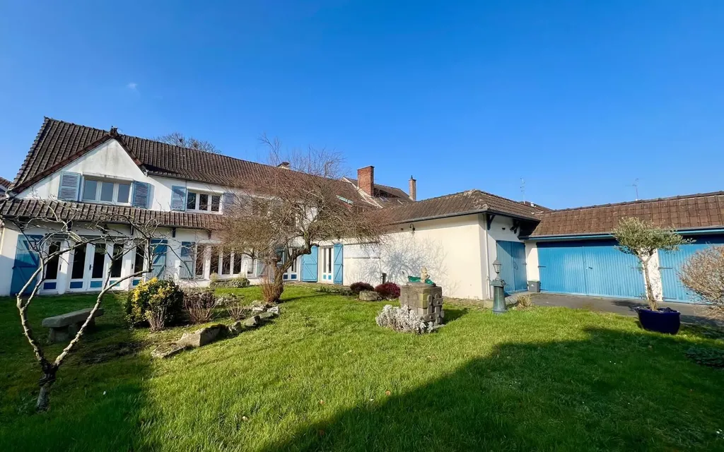 Achat maison à vendre 4 chambres 255 m² - Saint-Amand-les-Eaux