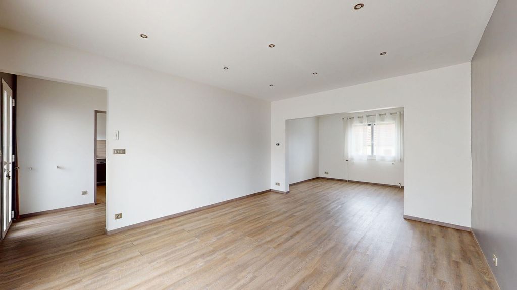 Achat maison à vendre 4 chambres 125 m² - Pontault-Combault