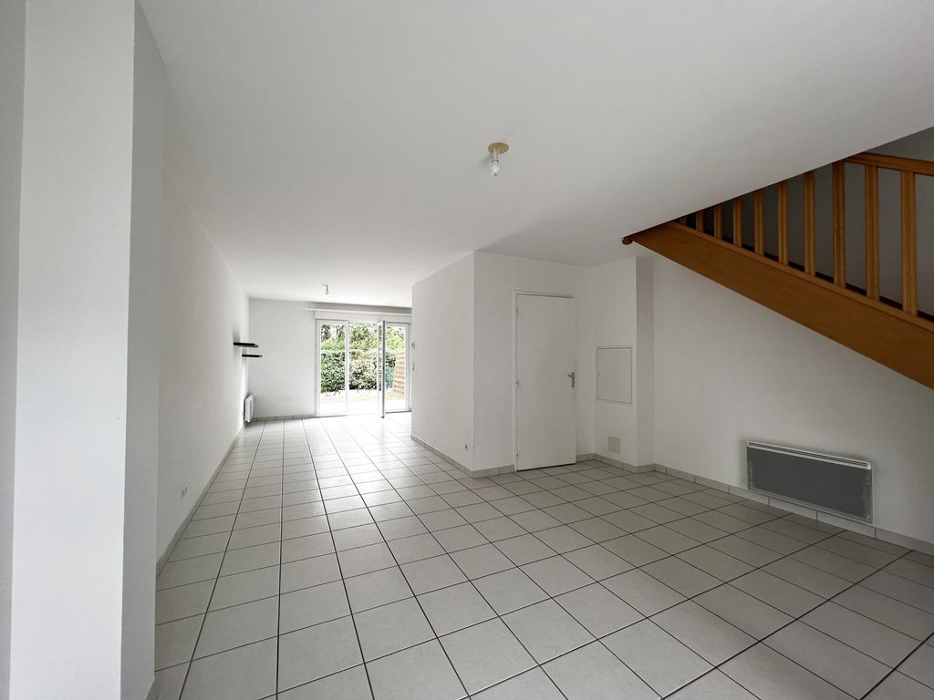 Achat maison à vendre 3 chambres 81 m² - La Chapelle-Saint-Aubin