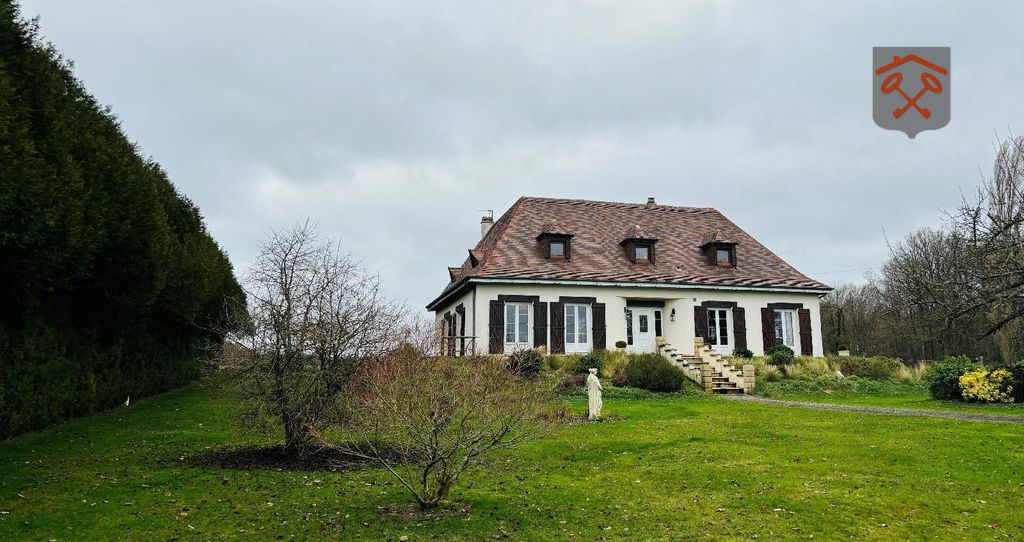 Achat maison à vendre 4 chambres 200 m² - L'Aigle