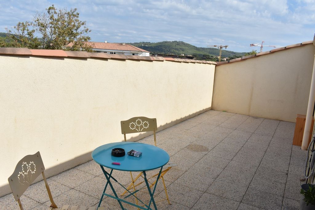 Achat appartement à vendre 3 pièces 62 m² - Vidauban