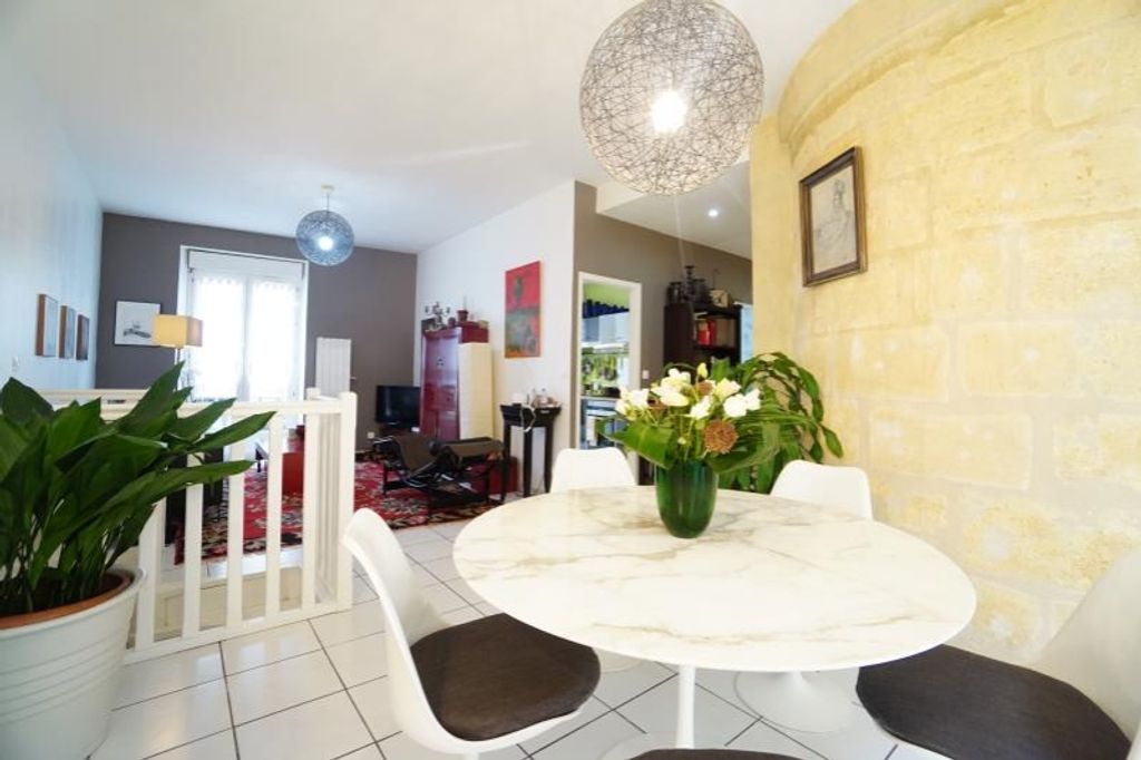 Achat appartement à vendre 4 pièces 107 m² - Bordeaux